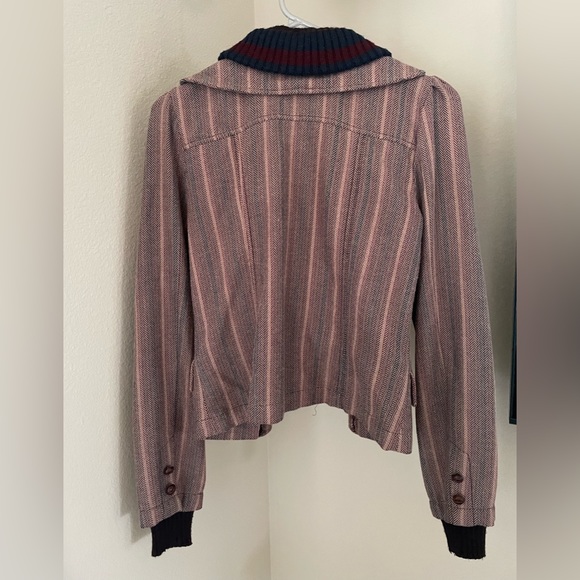 Urban Outfitters Layered Jacket - Picture 4 of 5